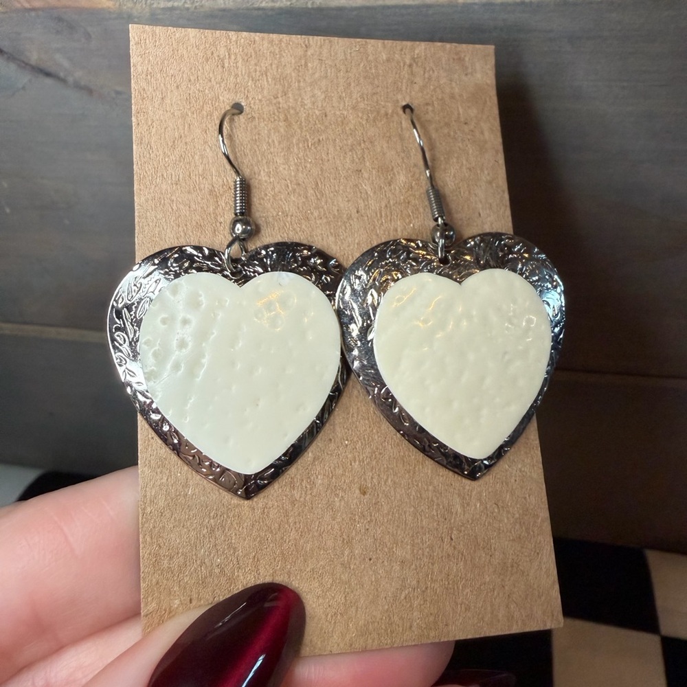 Heart Shaped Dangle Earrings - Picture 2 of 4